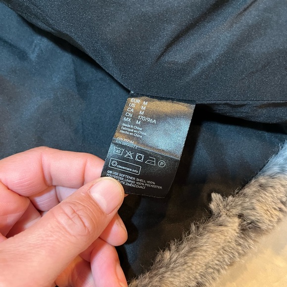 H & M Women's Gray Faux Fur Jacket size medium very soft feel to it - Picture 7 of 10